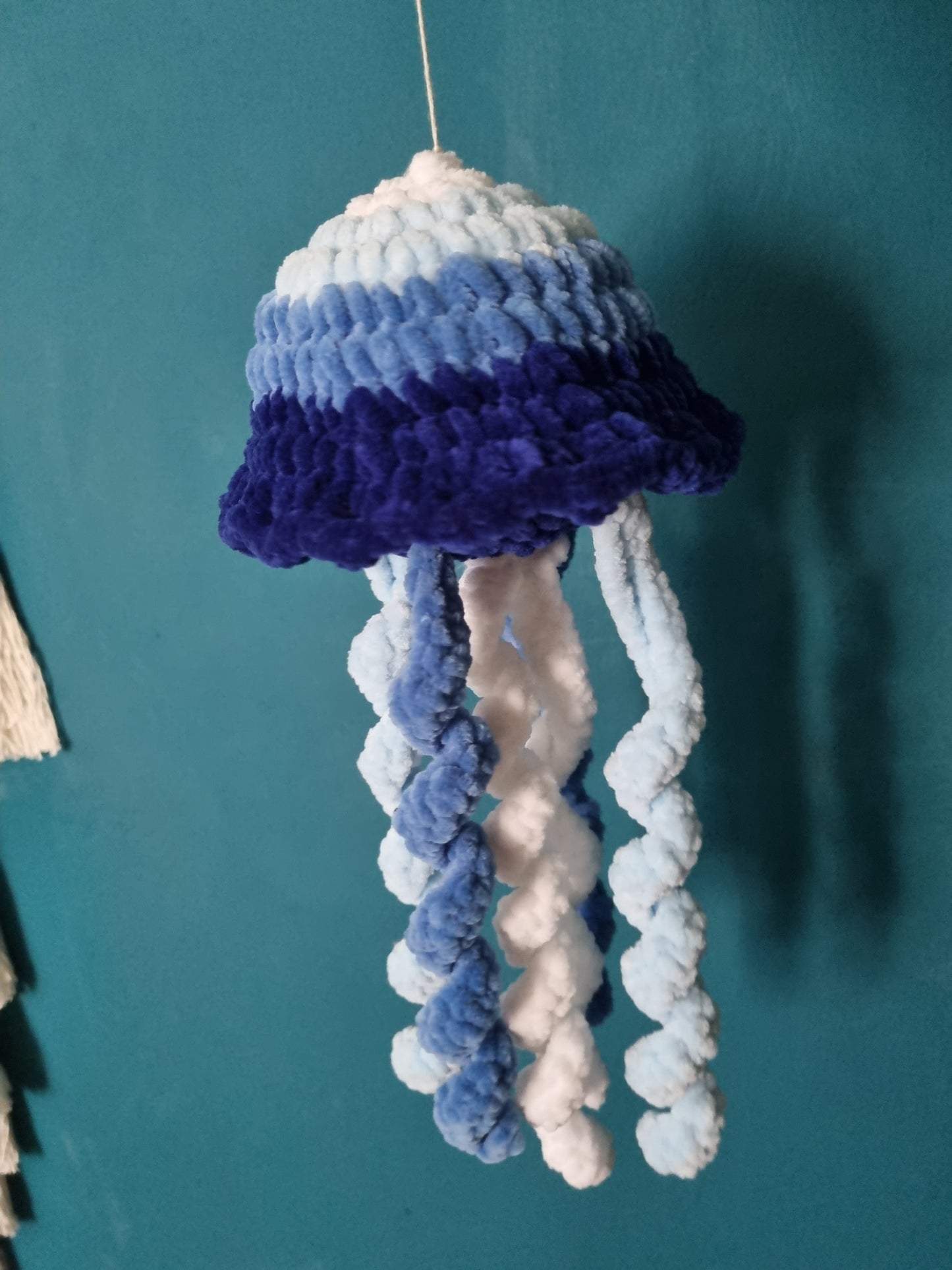 Blue Gradient Jellyfish